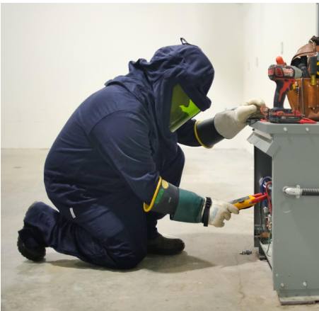How an Industrial Electrician in North Bay Supports Safe, Code-Compliant Machine Power and Controls